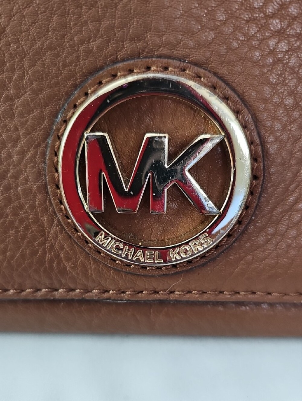 Michael Kors Brown Leather Logo Clutch Wallet - Picture 3 of 11